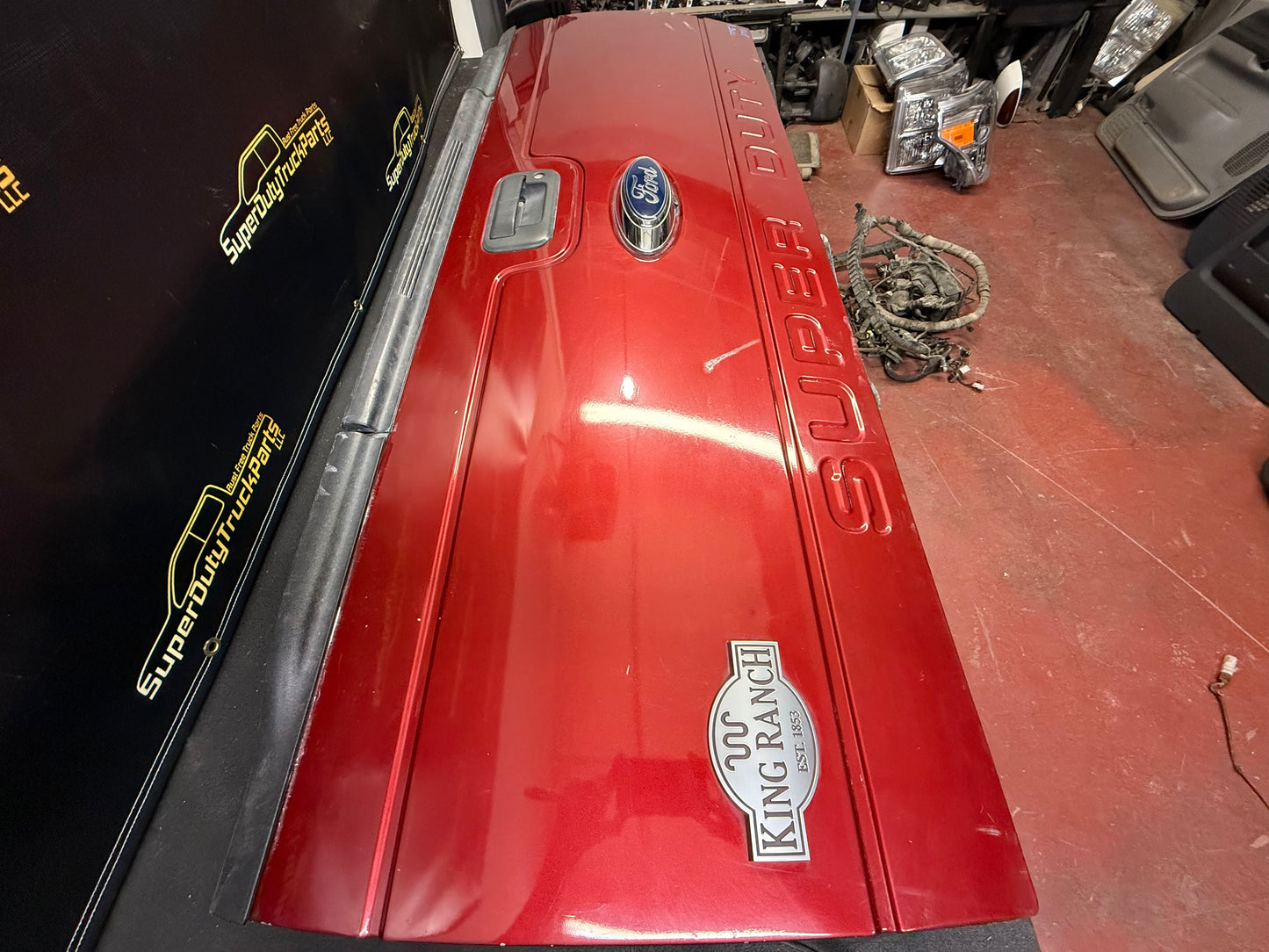 2011-2016 Ford Super Duty Tailgate step/ camera Ruby Red RR #1108