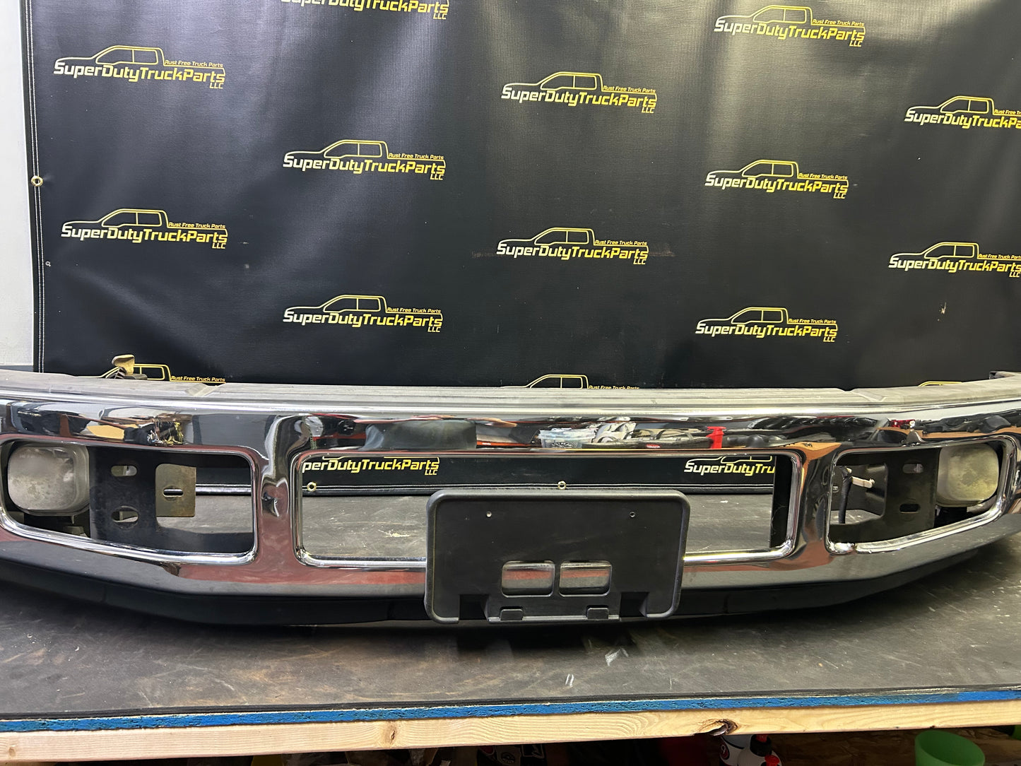 2008-2010 F-450 Superduty front bumper complete w fogs