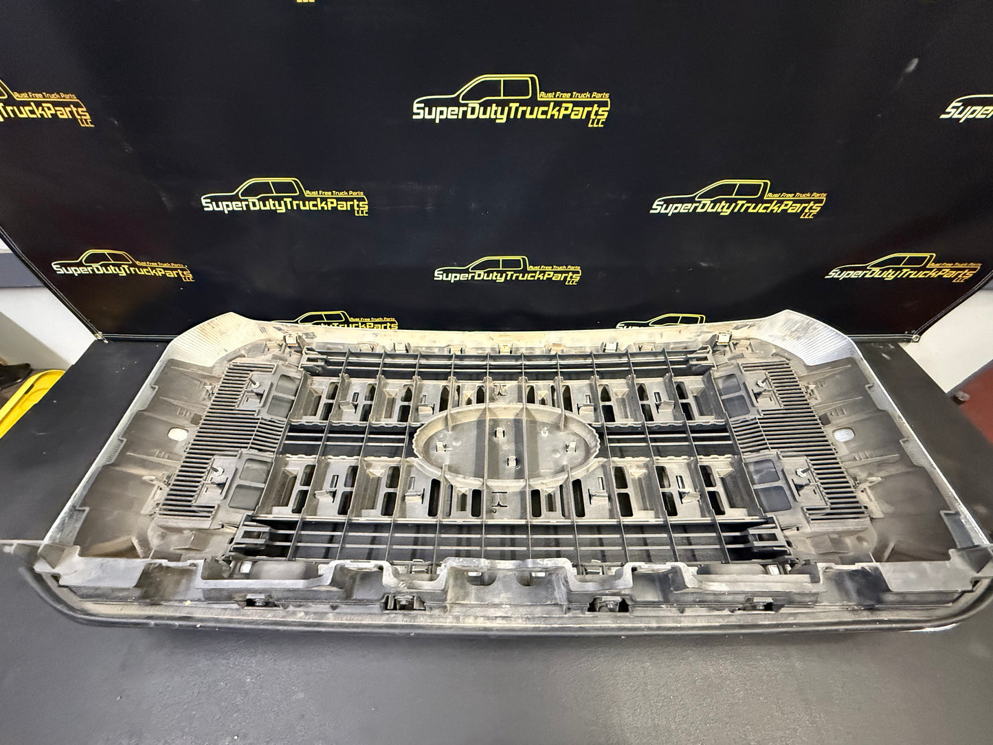 2011-2016 Ford Super Duty XL Grille with Chrome Pkg #2003