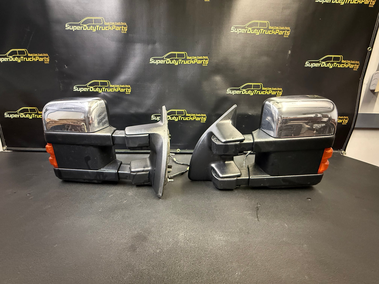 2011-2016 Ford Super Duty Mirrors Power Fold, Telescopic with Memory- Chrome Cap