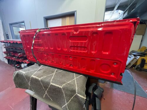 2022 Ford F250 350 450 Tailgate no step Race Red